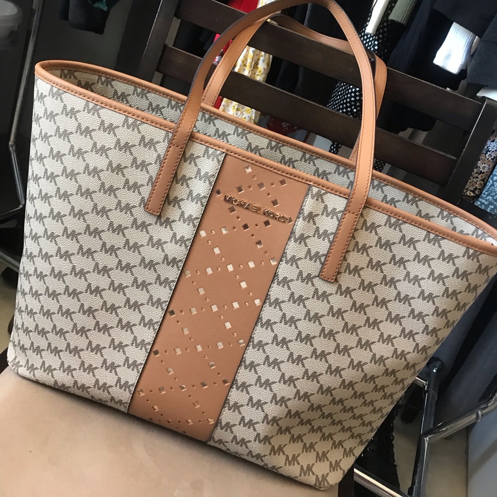 Michael Kors bag